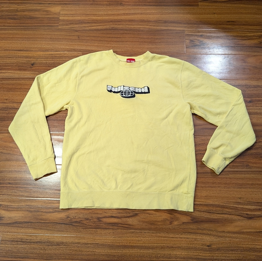 Full Send By Nelk Boys Men's Globe Pullover Sweatshirt Yellow Size M Embroidered